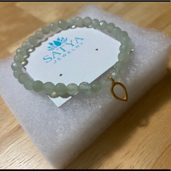 Jade bracelet - Picture 3 of 3